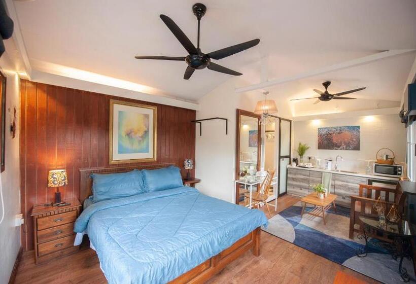 غرفة ديلوكس, Sinurambi Bed & Breakfast   Mills Residence