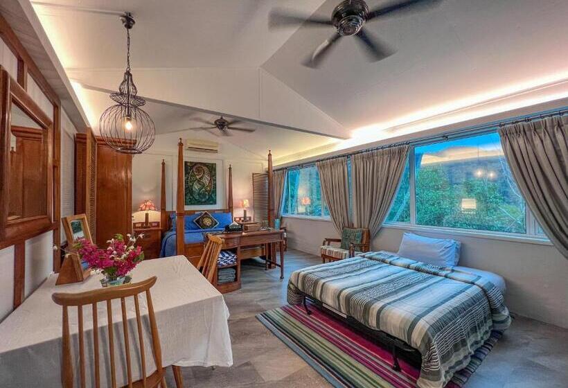 غرفة قياسية رباعية, Sinurambi Bed & Breakfast   Mills Residence