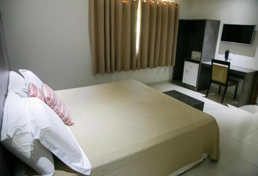 חדר אקזקיוטיב, Rancho Verde