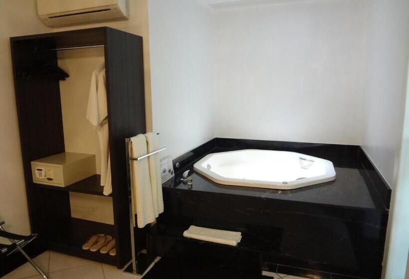 סוויטה נשיאותית, Rancho Verde