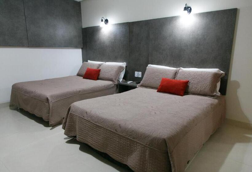 חדר סופריור לארבעה, Rancho Verde