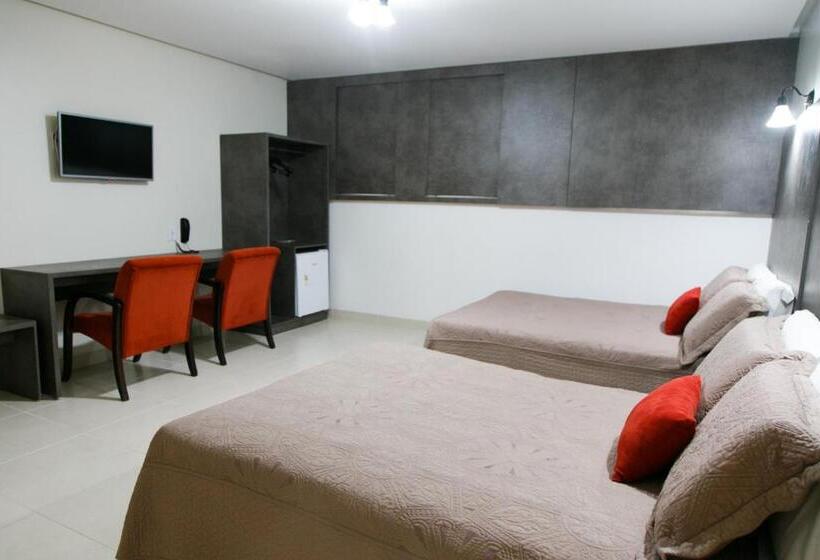 חדר סופריור לארבעה, Rancho Verde