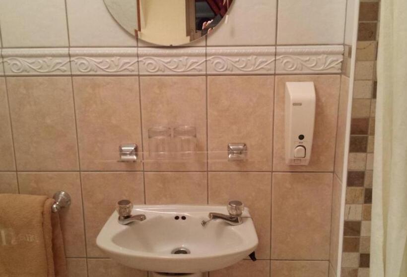 غرفة قياسية مطلّة علي البحر, Coulagh Bay House