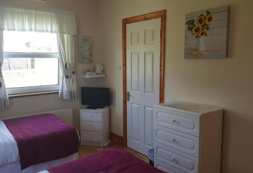 غرفة قياسية رباعية, Coulagh Bay House