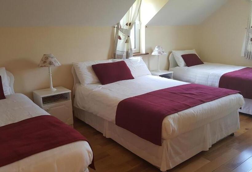 غرفة قياسية رباعية, Coulagh Bay House