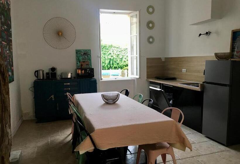 Номер Стандарт Вид на Сад, La Casa Deva   Maison D Artistes
