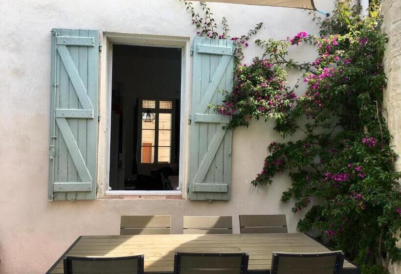 شقة غرفة واحدة مزودة بتراس, La Casa Deva   Maison D Artistes