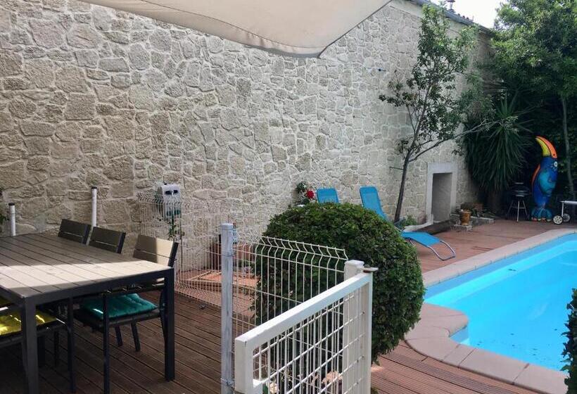 غرفة قياسية مطلّة علي الحديقة, La Casa Deva   Maison D Artistes