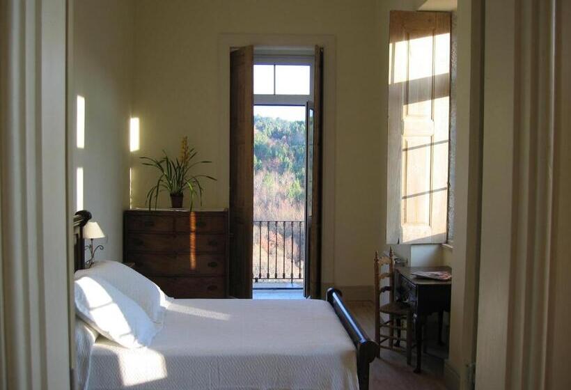 جناح مزوَّد بشرفة, Quinta Dos Tres Rios