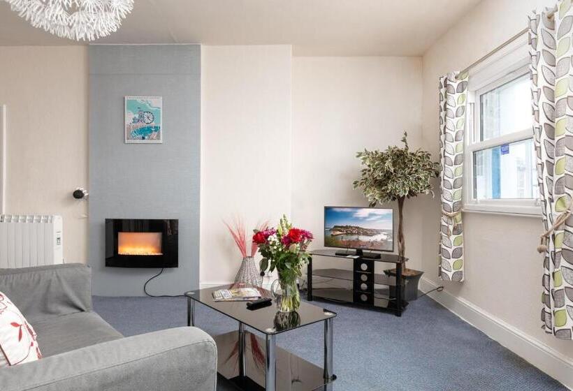 海の見える１ベッドルームアパートメント, Royal Discovery