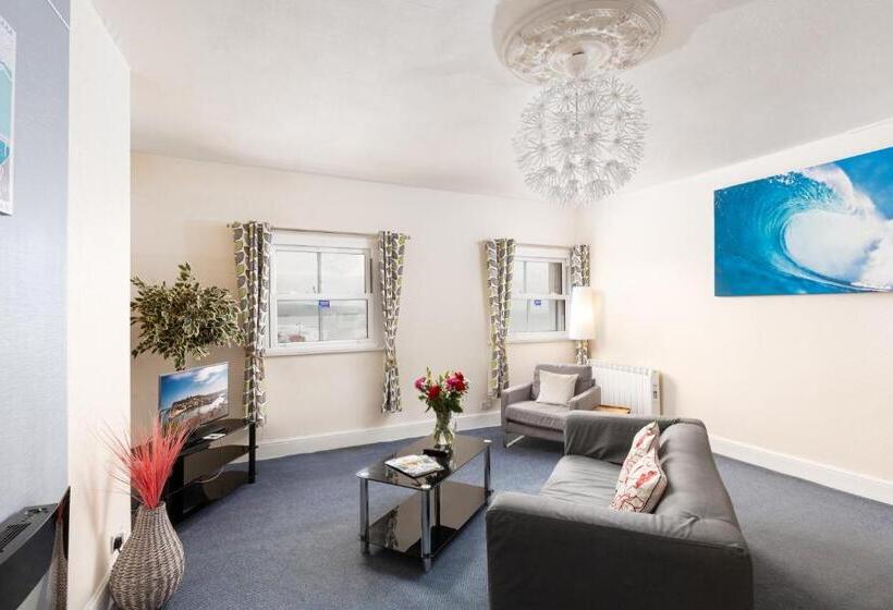 海の見える１ベッドルームアパートメント, Royal Discovery