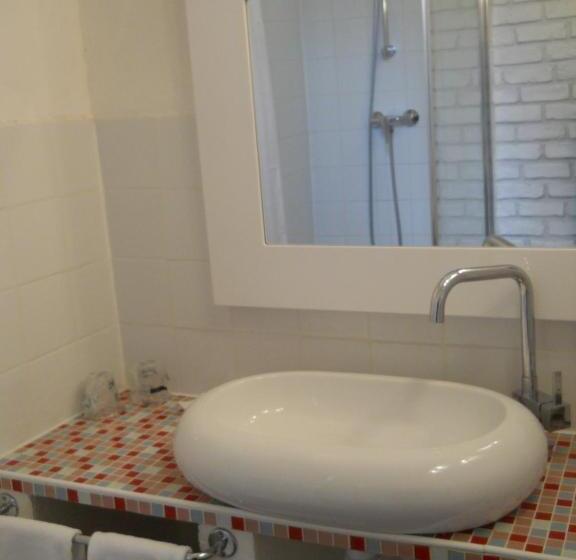 컴포트 룸, Hôtel Saint Louis Chambres Et Appartement