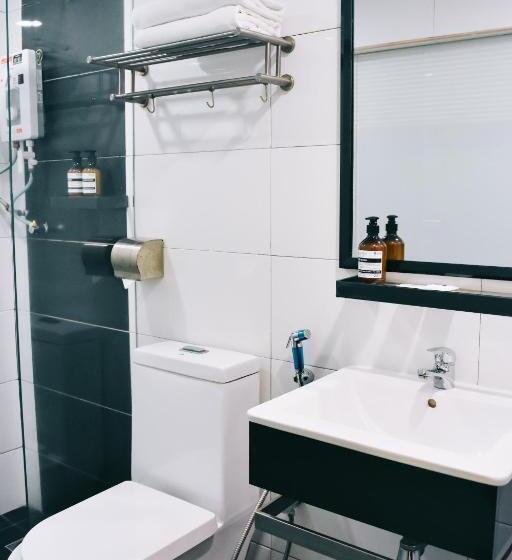 Номер Executive Кровать Кинг, J Suites