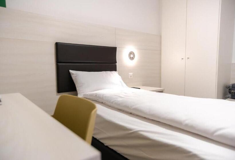 غرفة سوبيريور فردية, Miralago Locarno Easy Rooms