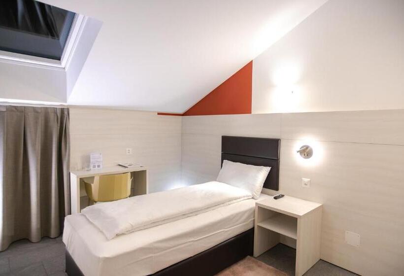 غرفة سوبيريور فردية, Miralago Locarno Easy Rooms