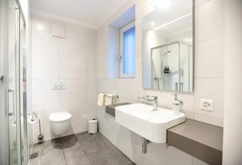 Standard-huone, Miralago Locarno Easy Rooms