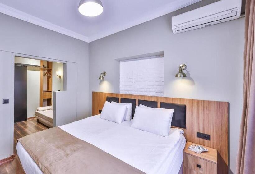 １ベッドルームアパートメント, Ongalata