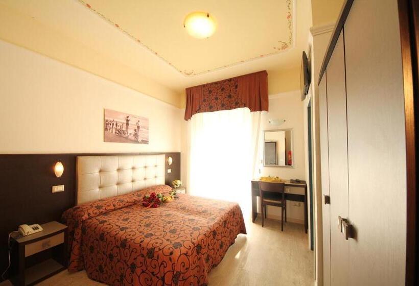 غرفة قياسية مطلّة علي البحر, Rosa Maria Elite