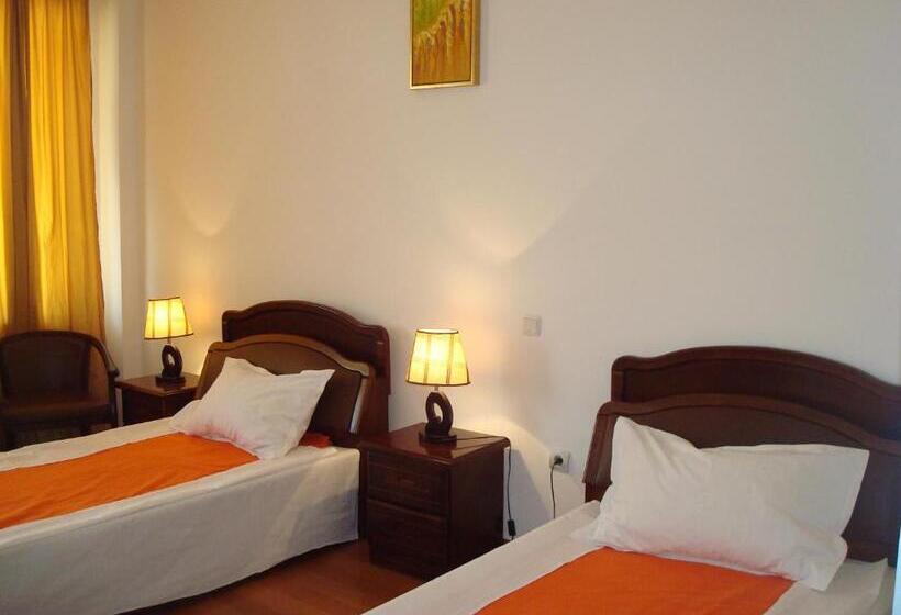 חדר סטנדרט עם מרפסת, Victoria