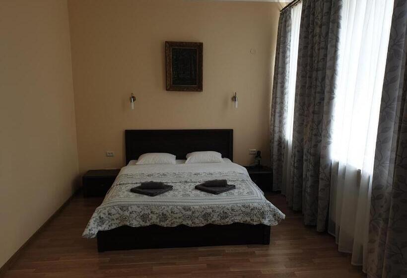 اتاق استاندارد, Viona