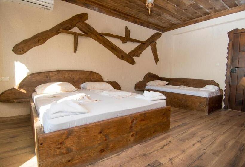 غرفة قياسية, Complex Starite Kashti