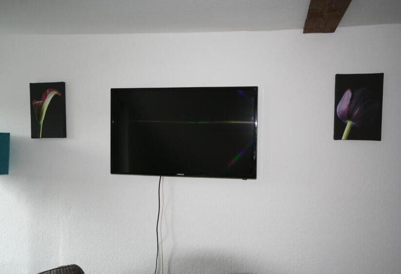 ２ベッドルームアパートメント, Grillglut