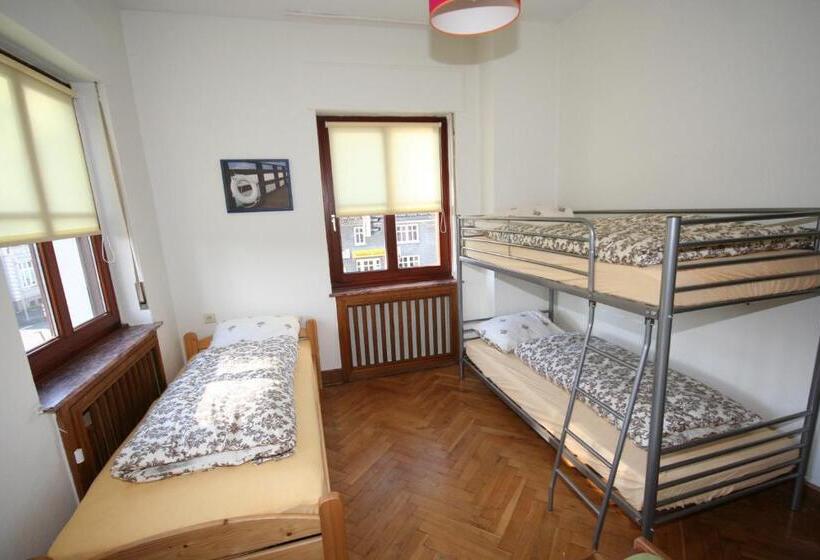 ３ベッドルームアパートメント, Grillglut