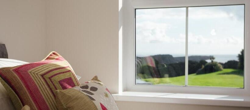 침실 4개 주택, Celtic Haven