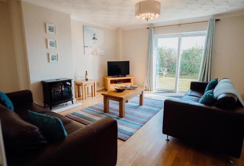 침실 2개 주택, Celtic Haven