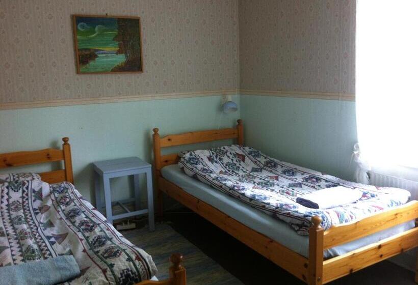 バス共有のスタンダードルーム, Stf Regnagården Hostel