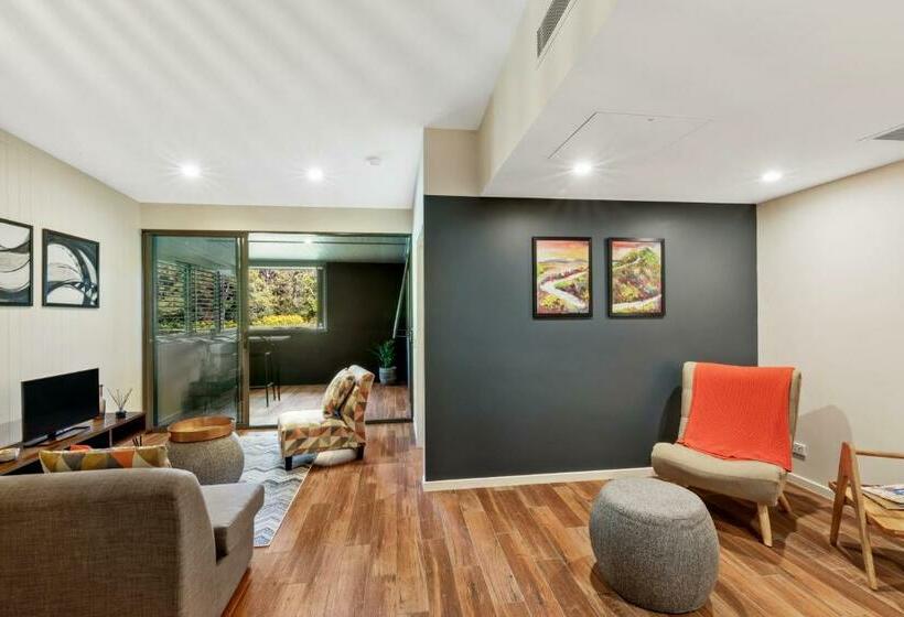 Апартаменты 1 Спальня с Видом, Altitude On Montville