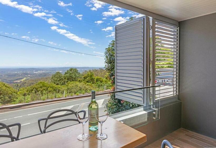 Апартаменты 2 Спальни, Altitude On Montville