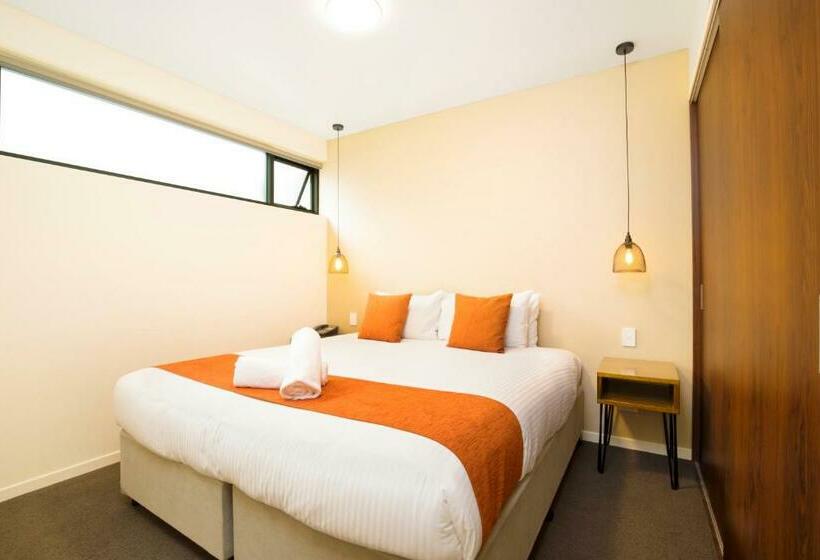 Апартаменты 2 Спальни, Altitude On Montville