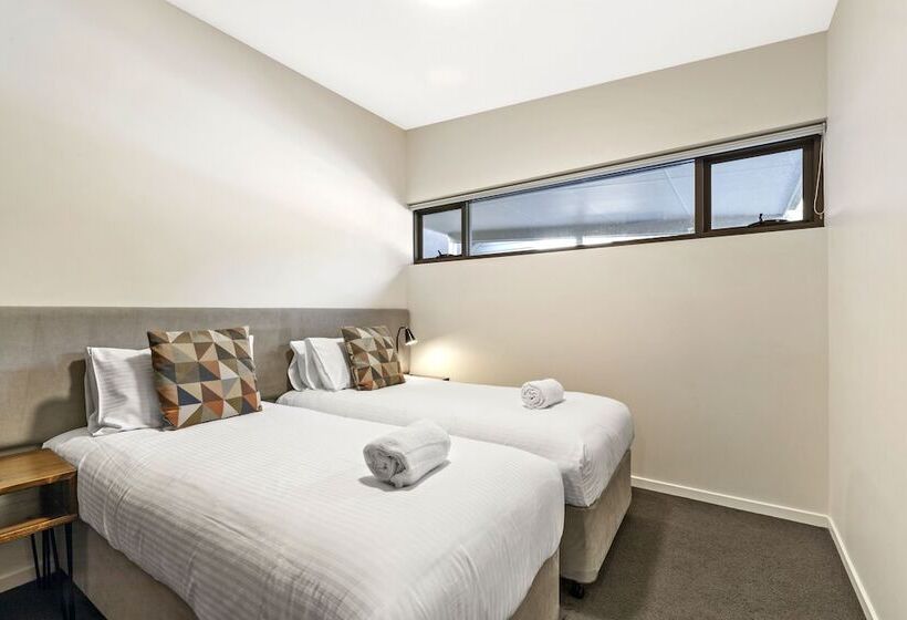 Апартаменты 2 Спальни, Altitude On Montville