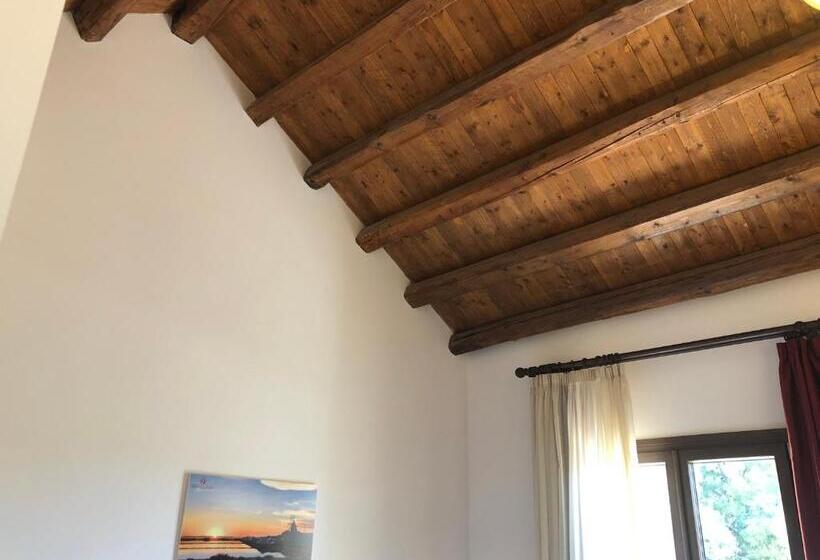 带阳台的三人标准间, B&b Siciliantica