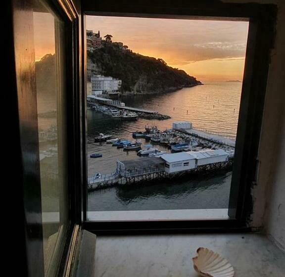 غرفة قياسية مطلّة علي البحر, Casa A Mare