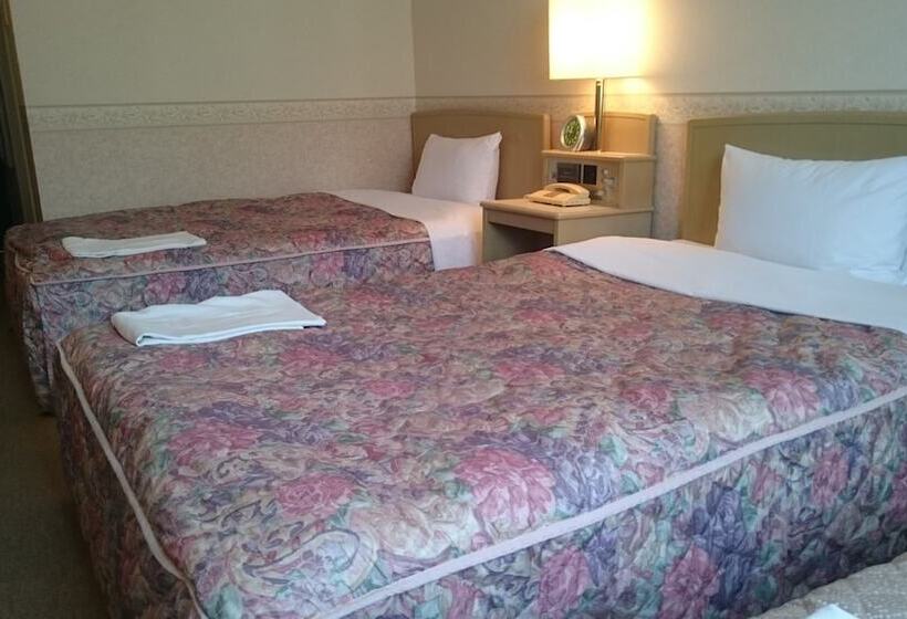 Номер Стандарт, Crown Hills Kanazawa