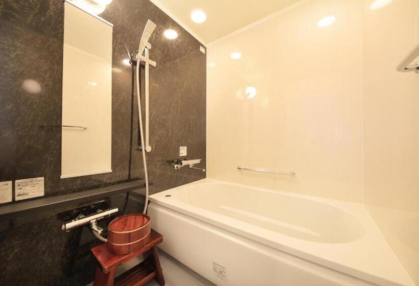 Трехместный Номер Superior, Richmond Hotel Premier Asakusa International