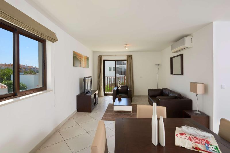 اتاق خانوادگی, Sol Dunas - All Inclusive