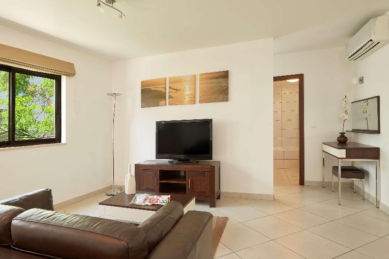 اتاق خانوادگی, Sol Dunas - All Inclusive