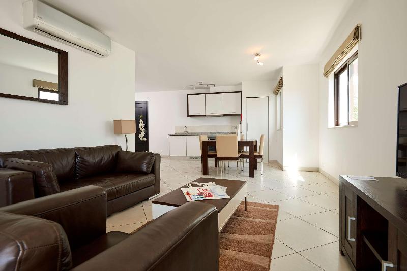 اتاق خانوادگی, Sol Dunas - All Inclusive