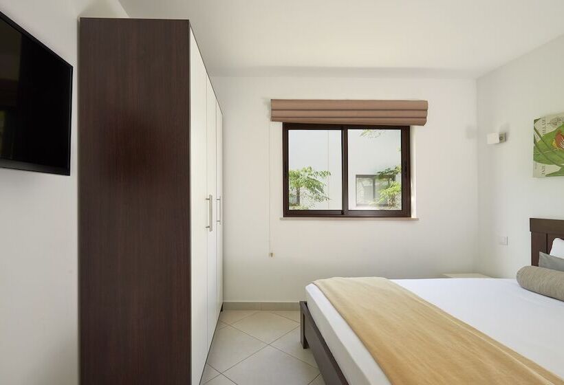 اتاق خانوادگی, Sol Dunas - All Inclusive