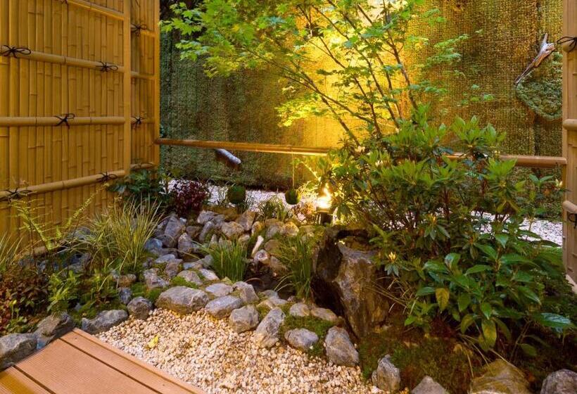 חדר סטנדרט נוף לגינה, Solaria Nishitetsu Hotel Kyoto Premier
