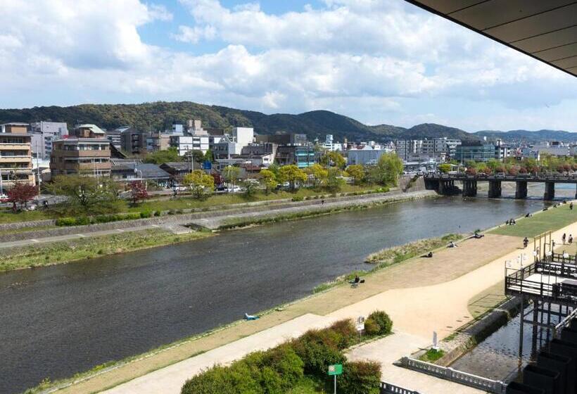 غرفة قياسية ثلاثية, Solaria Nishitetsu Hotel Kyoto Premier