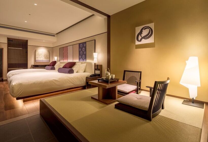 Люкс Вид на Сад, Solaria Nishitetsu Hotel Kyoto Premier