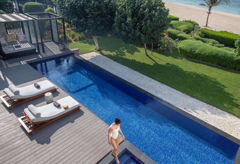 2 베드룸 프리미엄 빌라, The Oberoi Beach Resort, Al Zorah