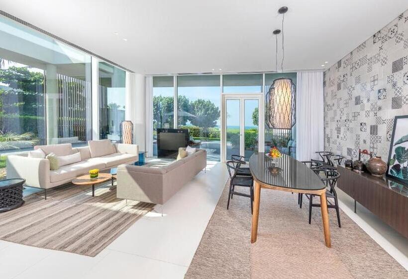 1 베드룸 프리미엄 빌라, The Oberoi Beach Resort, Al Zorah