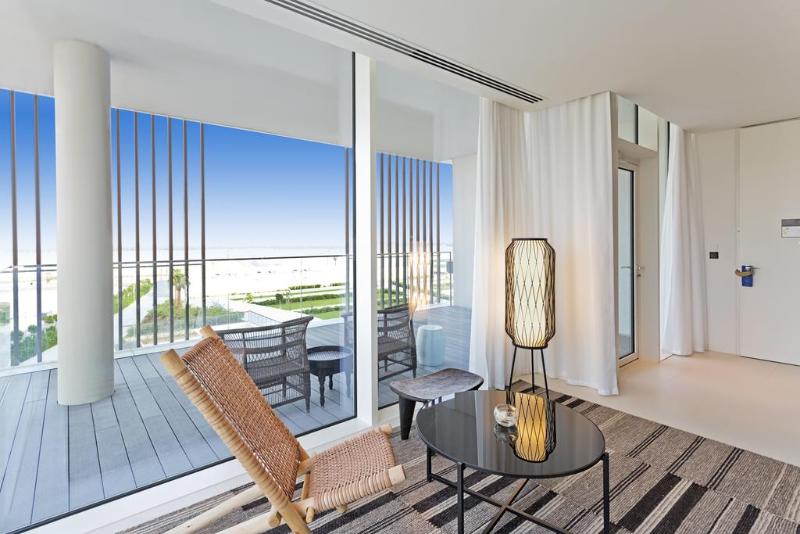 디럭스 스위트, The Oberoi Beach Resort, Al Zorah