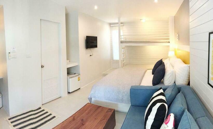 スーペリアーバンガロー, Zeaza Bungalow