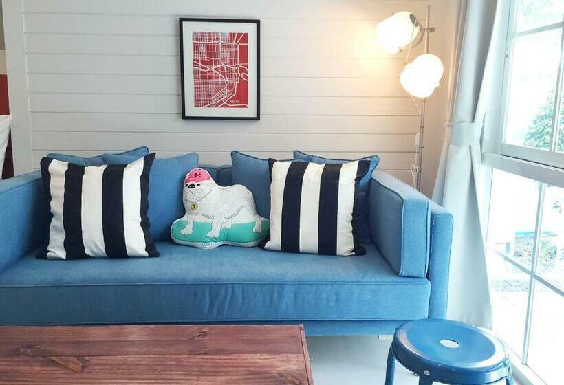 デラックスバンガロー, Zeaza Bungalow